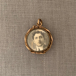 Woven Filigree Antique Portrait Locket, front view, portrait locket for photos and pictures