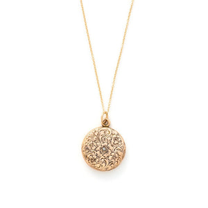 Exquisite 10K and diamond Floral Locket