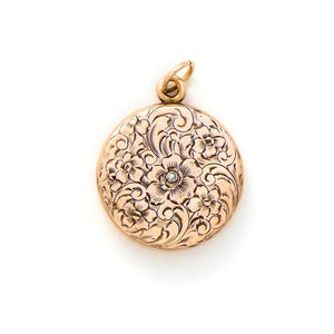 Exquisite 10K and diamond Floral Locket