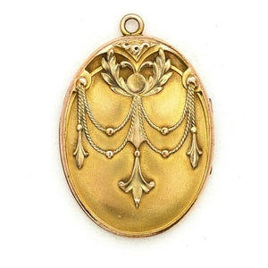 Large Oval Chandelier Locket