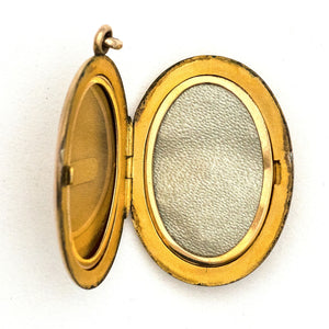 Stellar Pearl Flower Locket