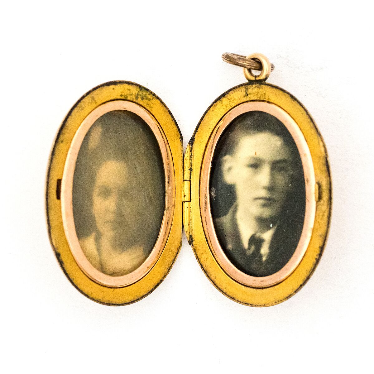 Perfect Plain Oval Locket