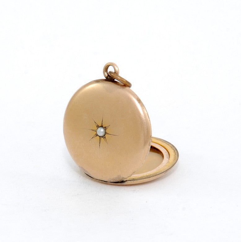 Pearl Star Locket