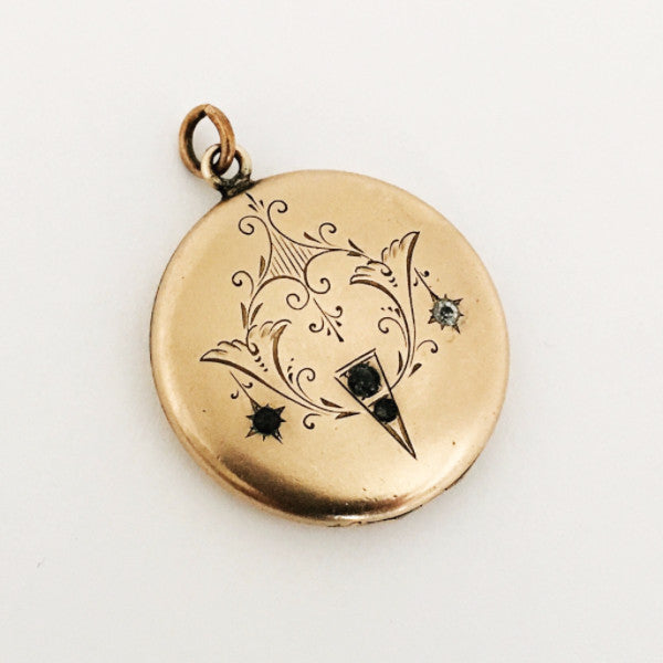 Floral Engraved Chandelier Antique locket