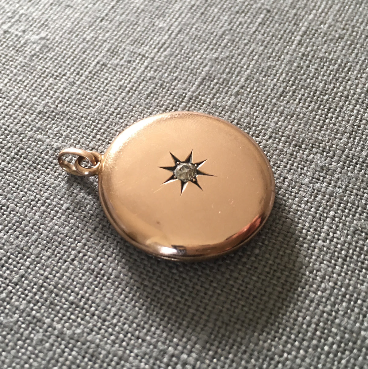 14K Gold and Diamond Round Victorian Locket