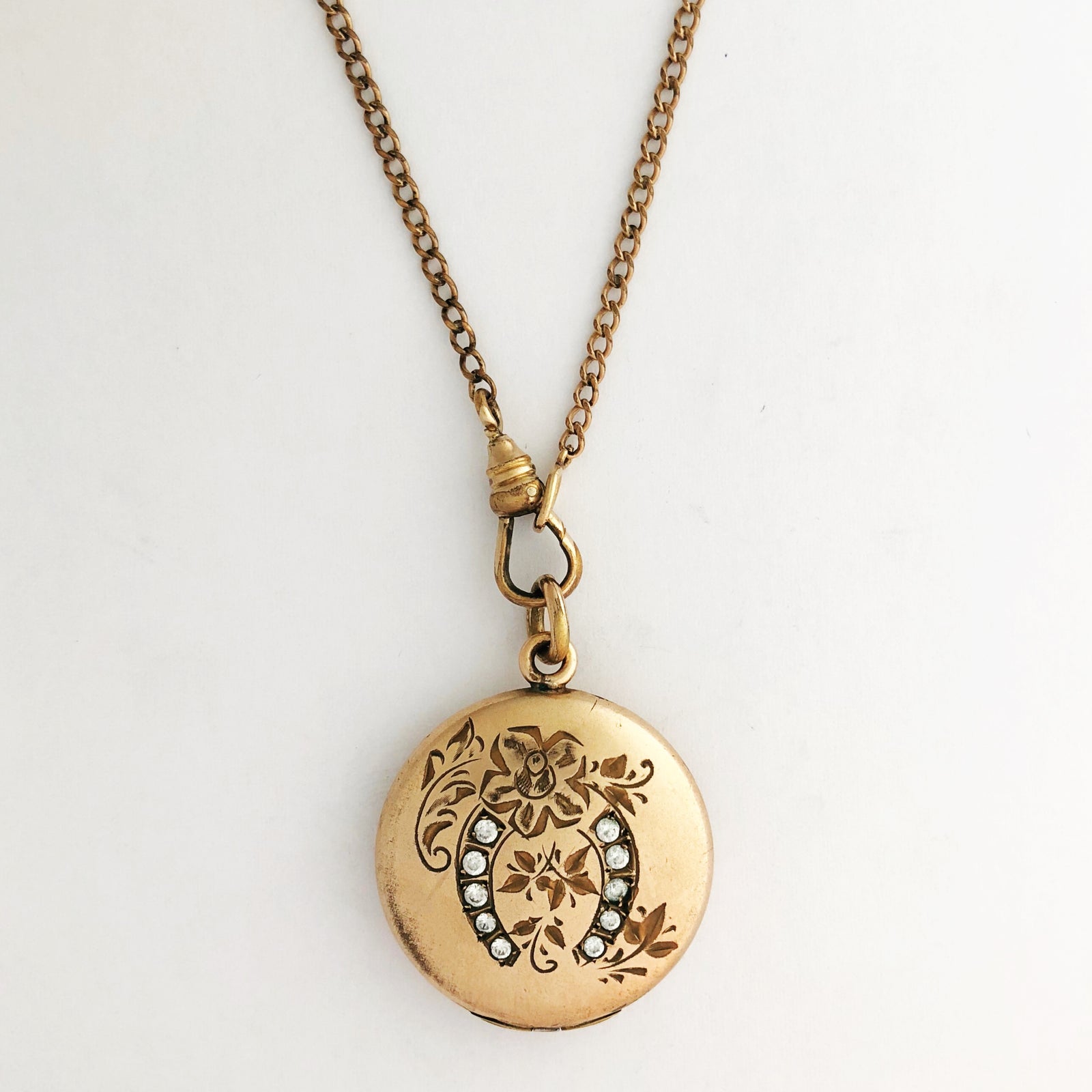 Good Luck Floral Horseshoe Locket