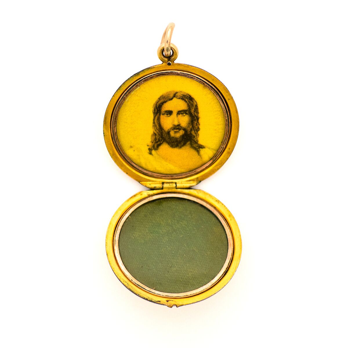 Scarlett Ballroom Locket