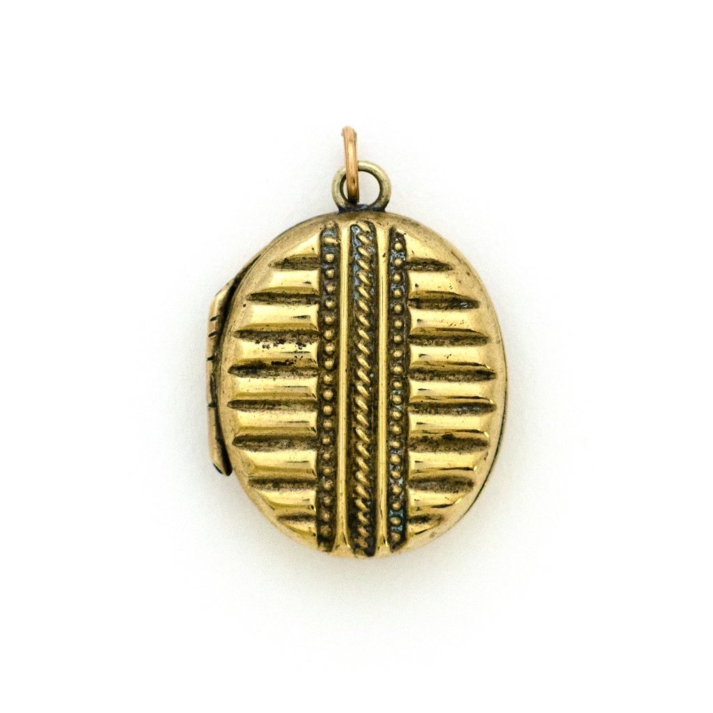 Good Luck Scarab Locket - Luna & Stella