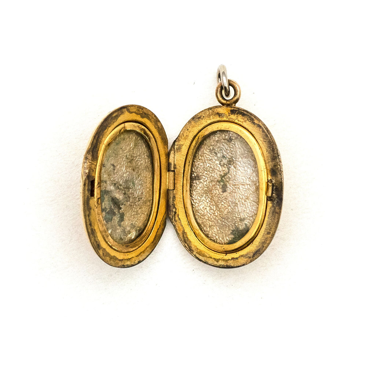 Red Star Oval Locket