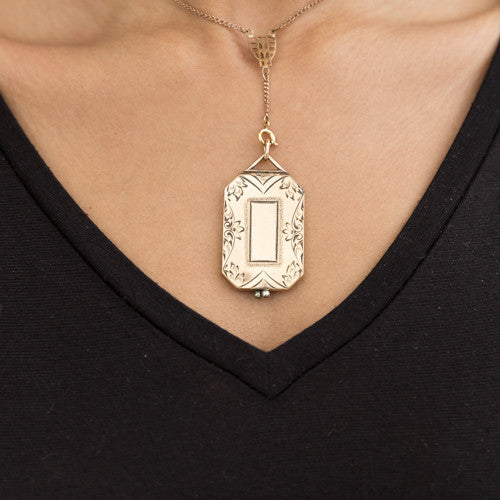 Deco Retangular Antique Locket