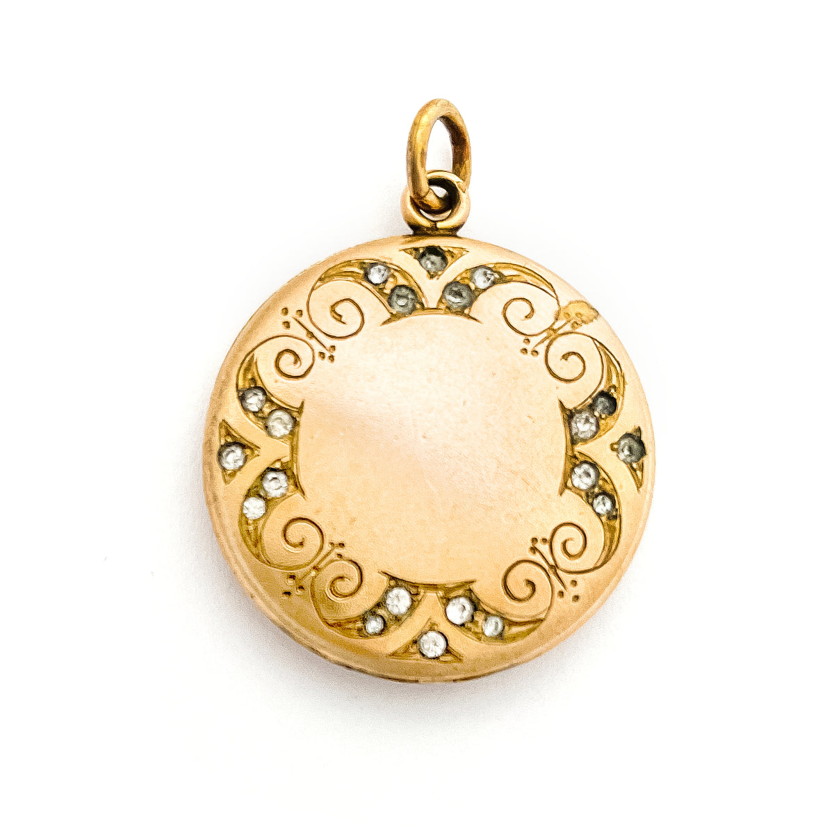 Engraved "S" Ornamental Wreath Antique Locket
