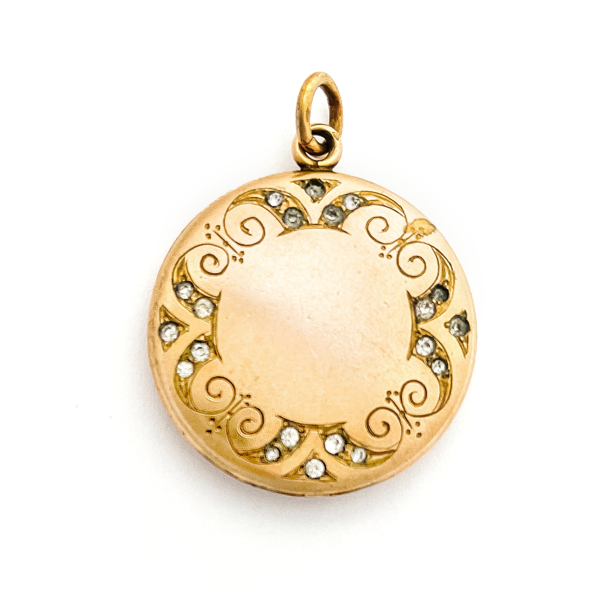 Engraved "S" Ornamental Wreath Antique Locket