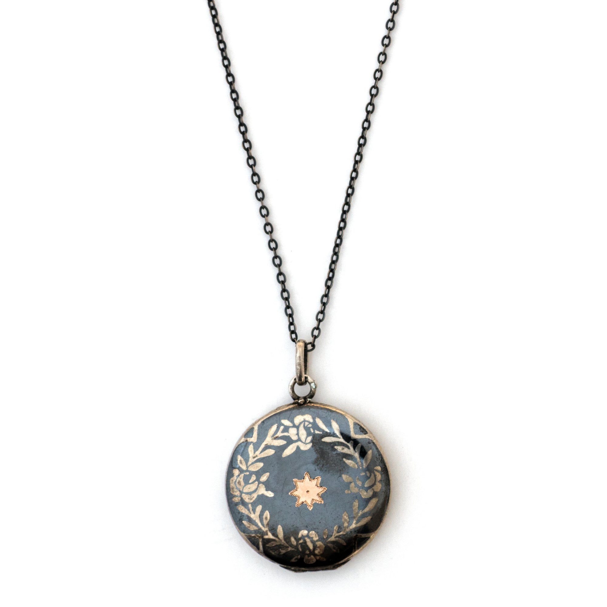 Rose Wreath Niello Locket