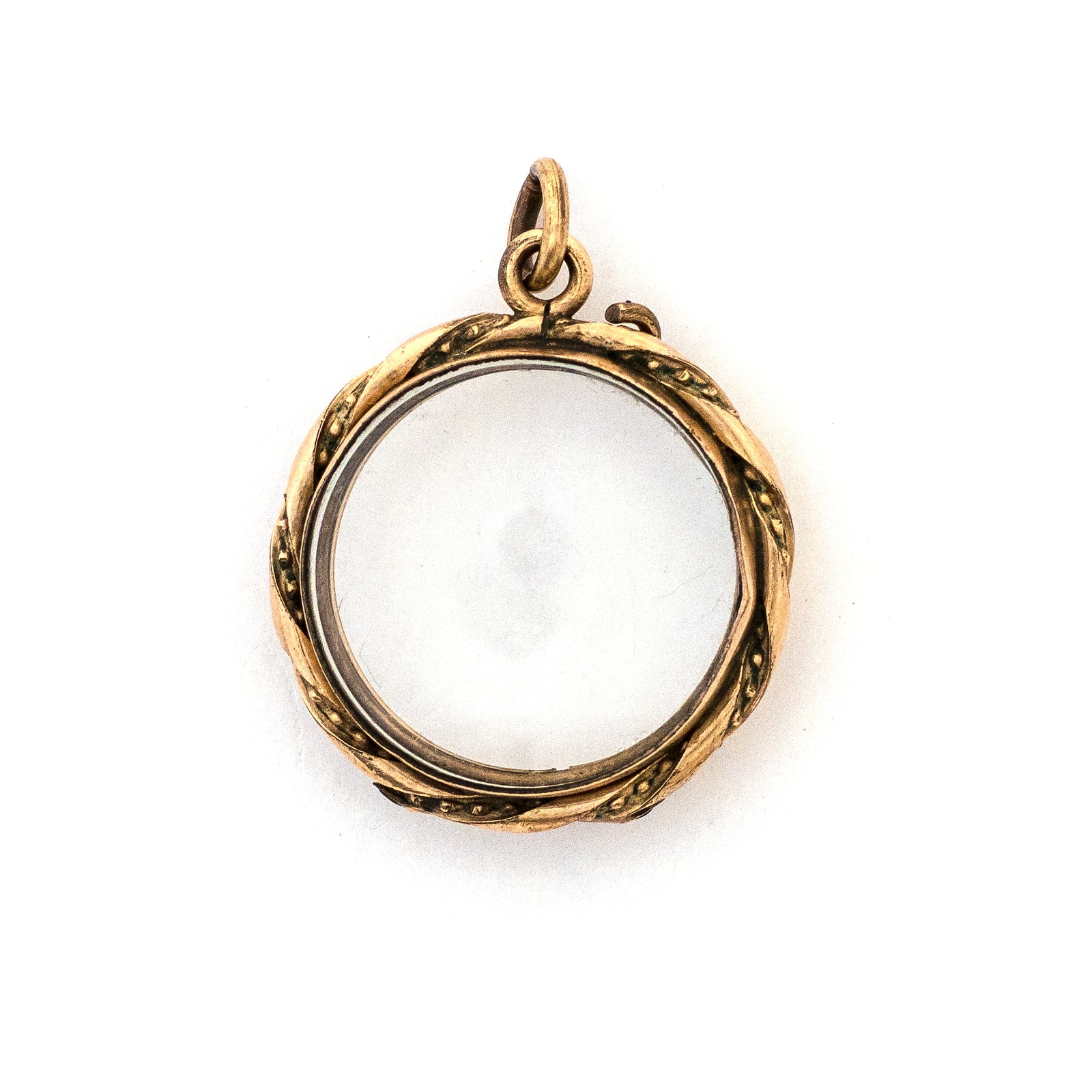 Woven Filigree Antique Portrait Locket, front view, portrait locket for photos and pictures