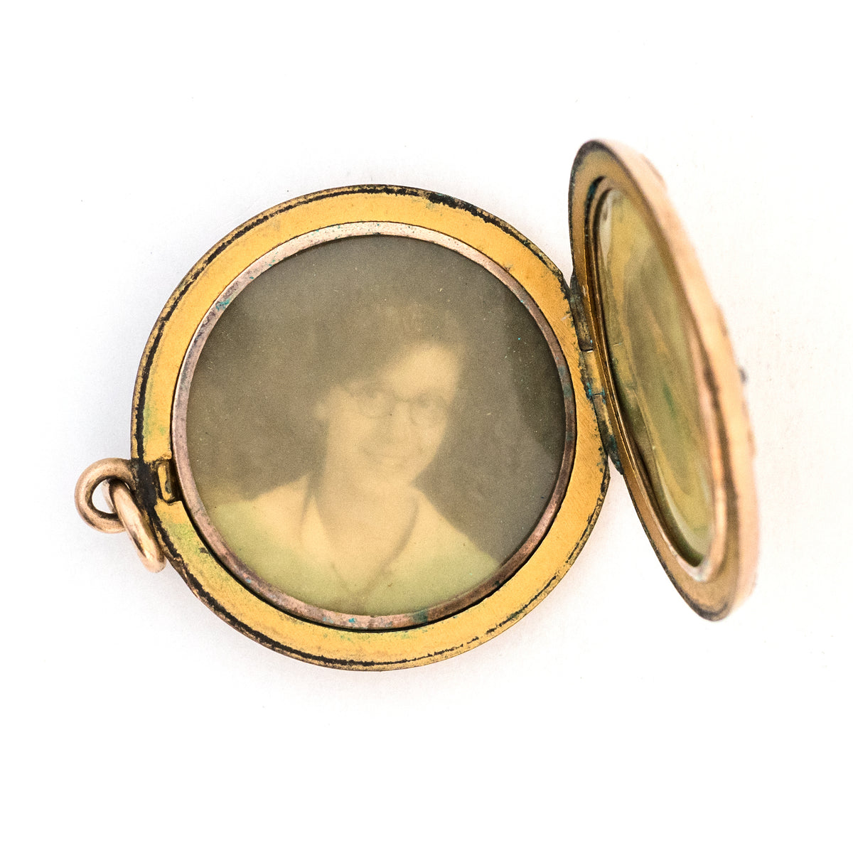 Art Nouveau Scroll Locket