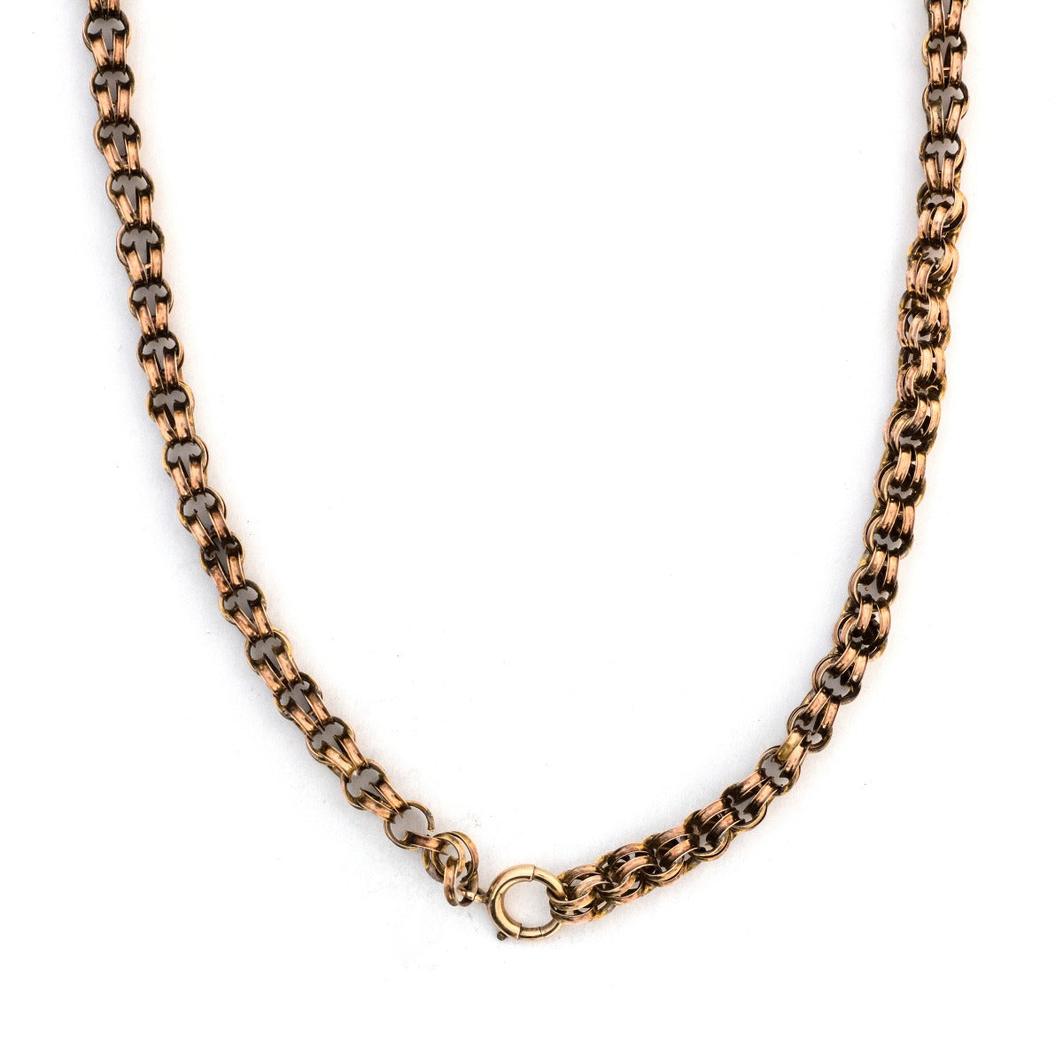This vintage gold fill chain measures 16" in length and features a double cable link. This unique piece is striking on its own or a great layering piece. Close up view, showing clasp