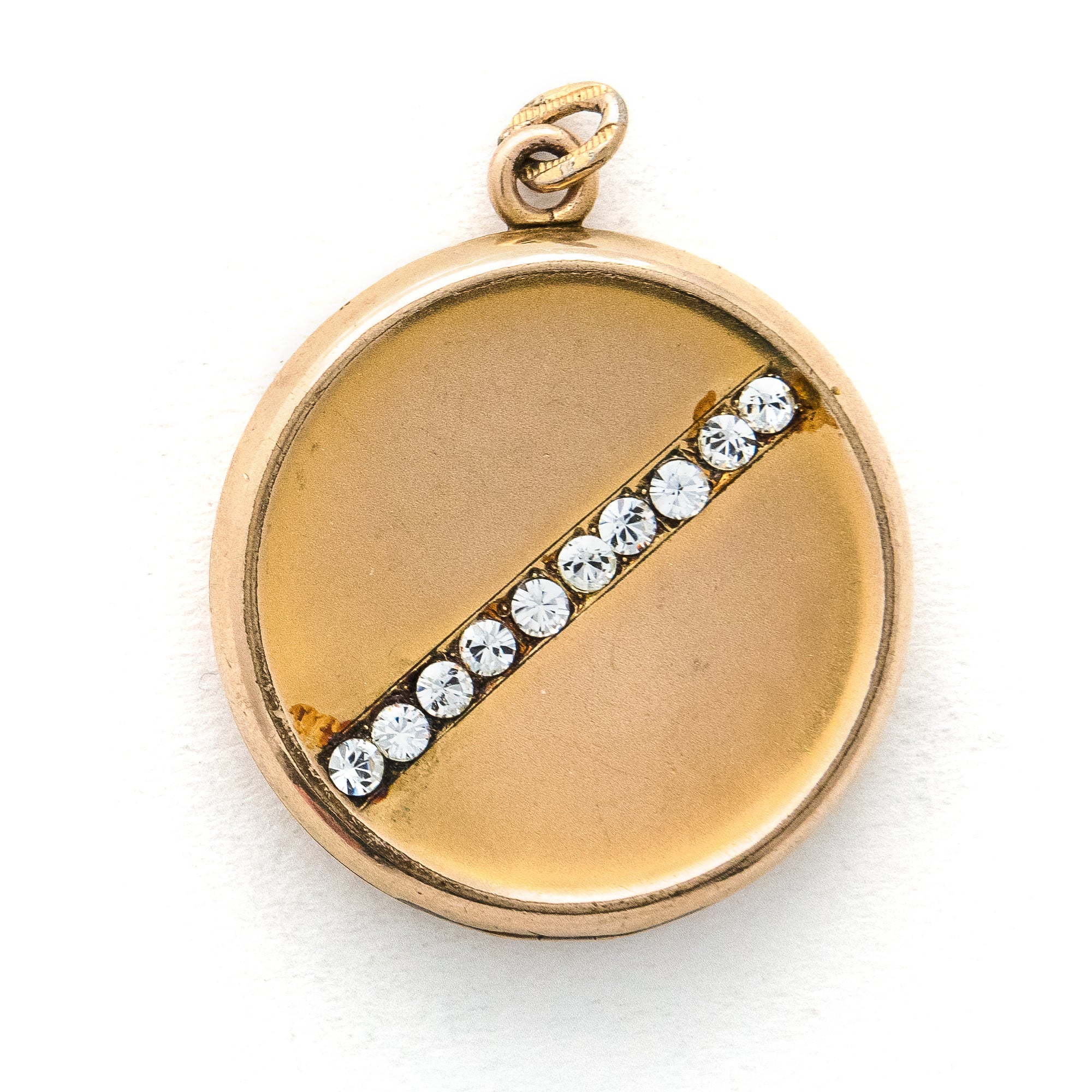 Crossbar Locket