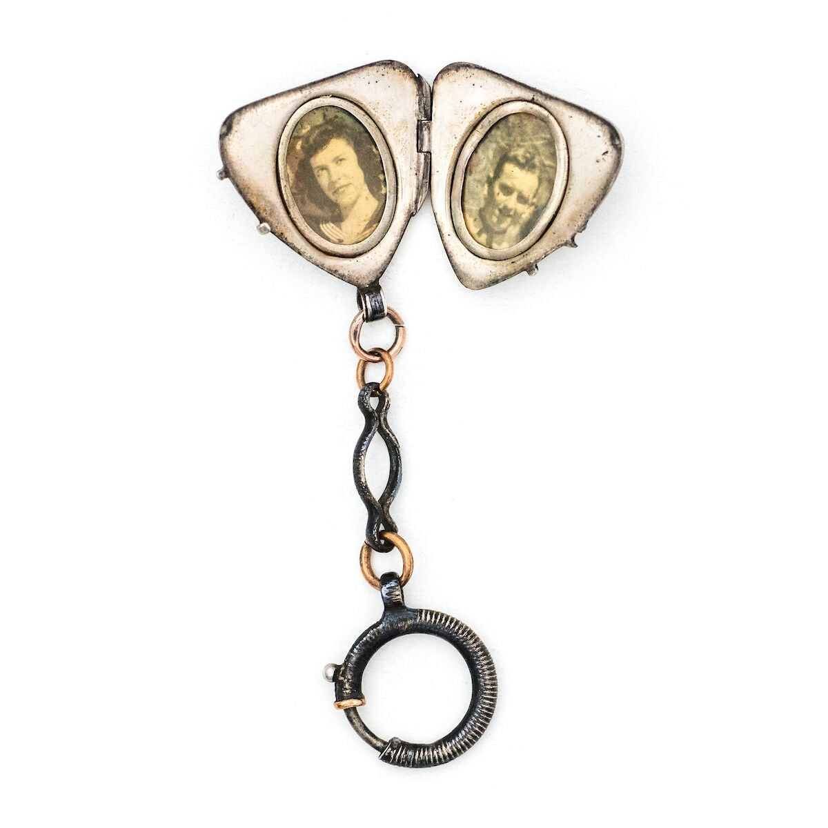 Fleur-de-Lis Niello Locket