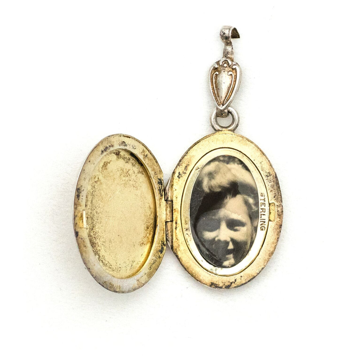 Petite Sterling Silver Oval Wreath Locket