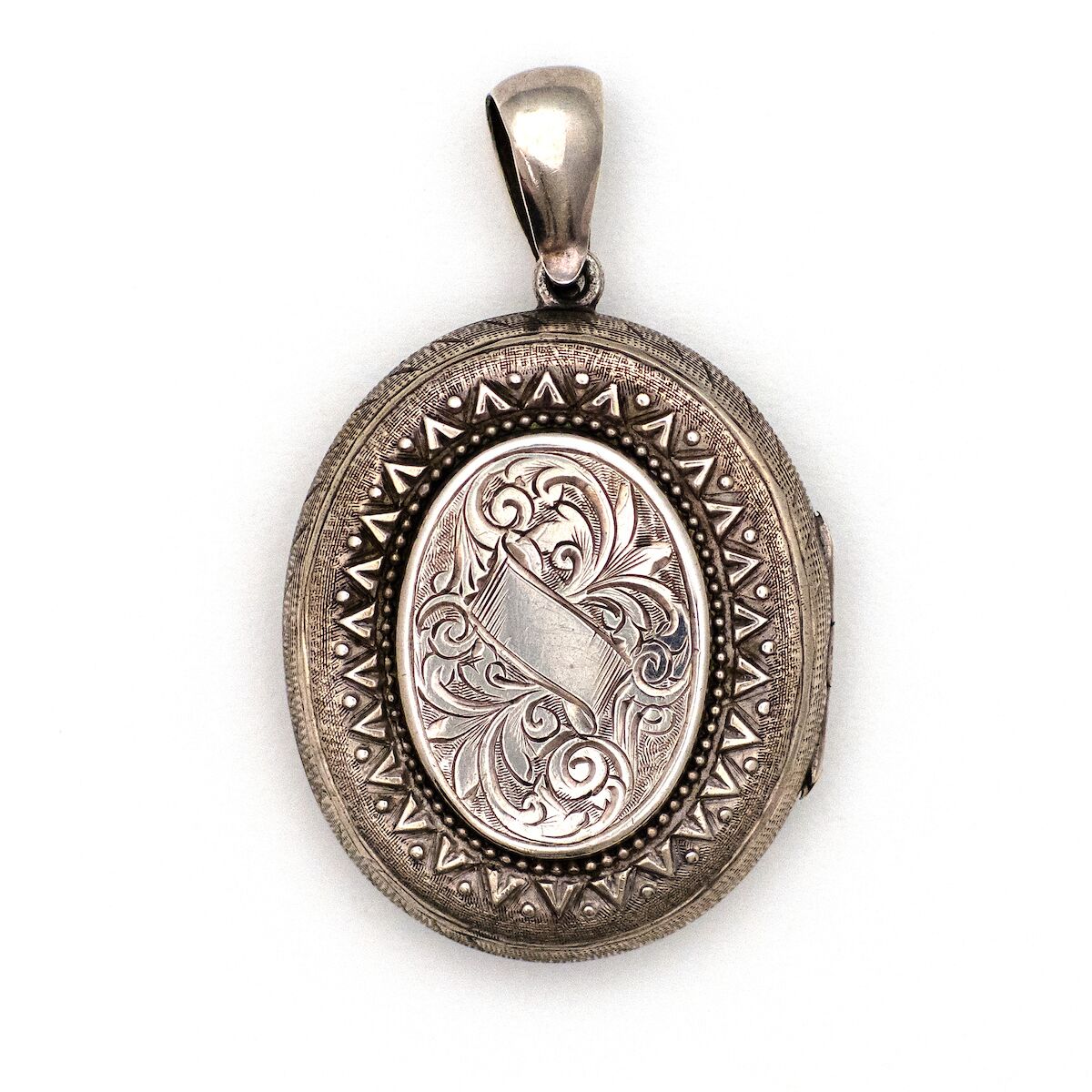 Silver Oval Textured Locket