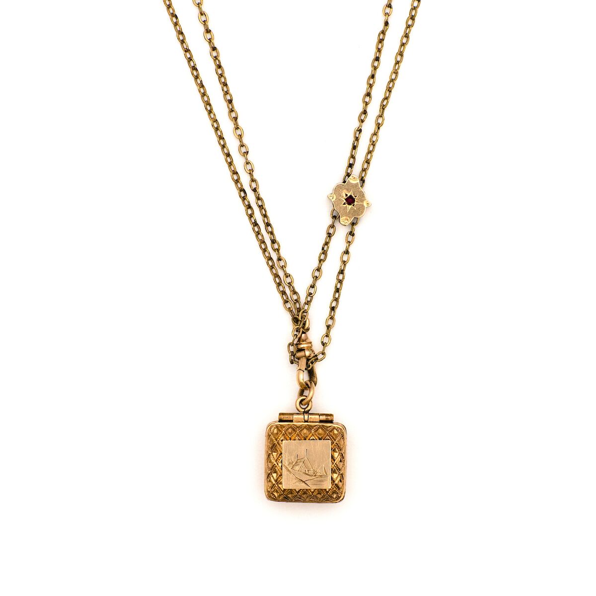 Sea Vista Locket